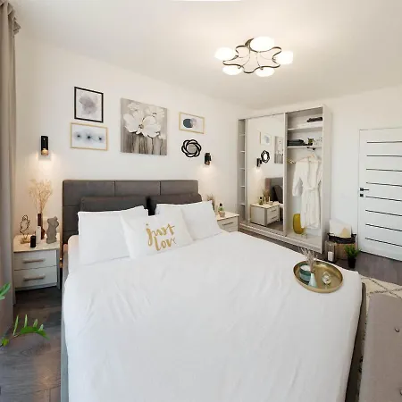 Sweet Avalon Apartman Lviv